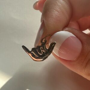 Shaka hang loose 14k gold charm vintage antique estate jewelry